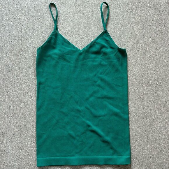 NWOT Free People Intimately Soft Stretchy V-neck Cami Tank Top in Green XS/S - Picture 10 of 10